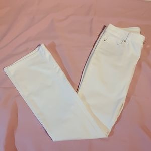 WHBM white skinny jeans with flare leg sz 4